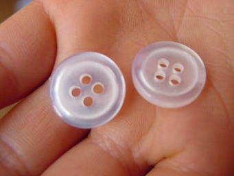 �����n���ł���t�[�e�B�G�V���N�p�W���}�@�X�y�A�{�^���@�����V���N�p�W���}���g���Ă���ƃ{�^�����Ƃ�邱�Ƃ����邩������܂���B�����ŃX�y�A�{�^�������t�����܂����B�����āA�O�̈ד���t�����Ă��܂��B���S�ł��ˁ�@�����n���ł���V���N�p�W���}�̃t�[�e�B�G�@�u�����h