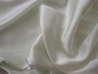 �t�[�e�B�G�u�����h�@�V���N�p�W���}�@100���̓V�R�f�ނ�������K�T���T���A�y���ĐS�n�悢���n�ł��B�t�[�e�B�G�u�����h�V���N�p�W���}�@�ҏ��Ȃ̂ɁA�ߓd�����΂�鍡�A�����V���N�p�W���}�ŉ��K�ɉ߂����܂��傤�I�@��̓��̃v���[���g�ɂ��œK�I���Ӊ����A�n���ŁA���ꂳ��������Ƃ��ꂢ�ɁA���N�Ō��C�ɂȂ��Ă��炢�܂��傤�I��̓��I�X�X���v���[���g�ł��B