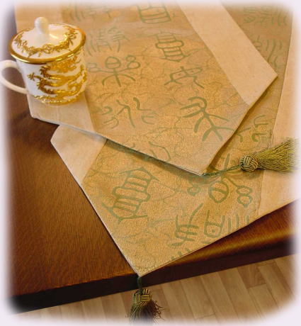 �V�b�N�ŃG���K���g�ȌÑ㕶�����e�[�u�������i�[�B���q�l��ڂł��y���܂��邱�Ƃ��ł��܂���B�e�[�u�������i�[�Ȃ�h�B���łǂ����I