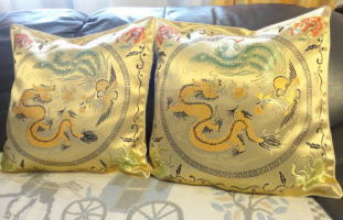 ���ƖP���̃N�b�V�����J�o�[�@�V���i�ł��B���ؗ����X�ł��I�X�X���ł����