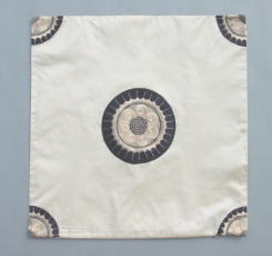 �N�b�V�����J�o�[�@�h�J�@���C�g�S�[���h